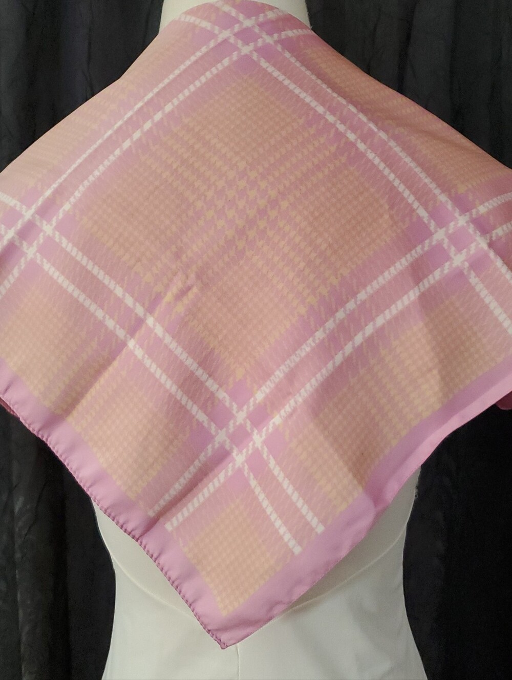 Vintage Italian Scarf LAVENDER & YELLOW HOUNDSTOOTH Silk Like 20" SQUARE